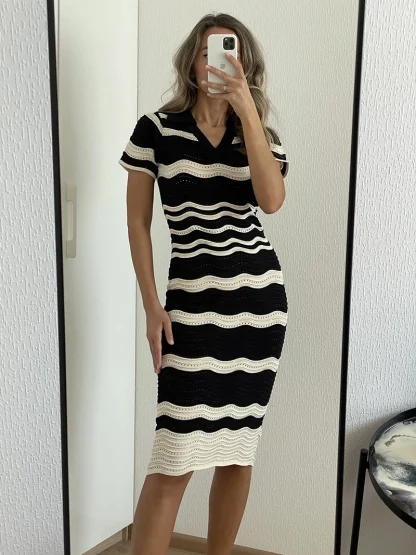 Wavy Striped Casual Blue Dresses - Image 5